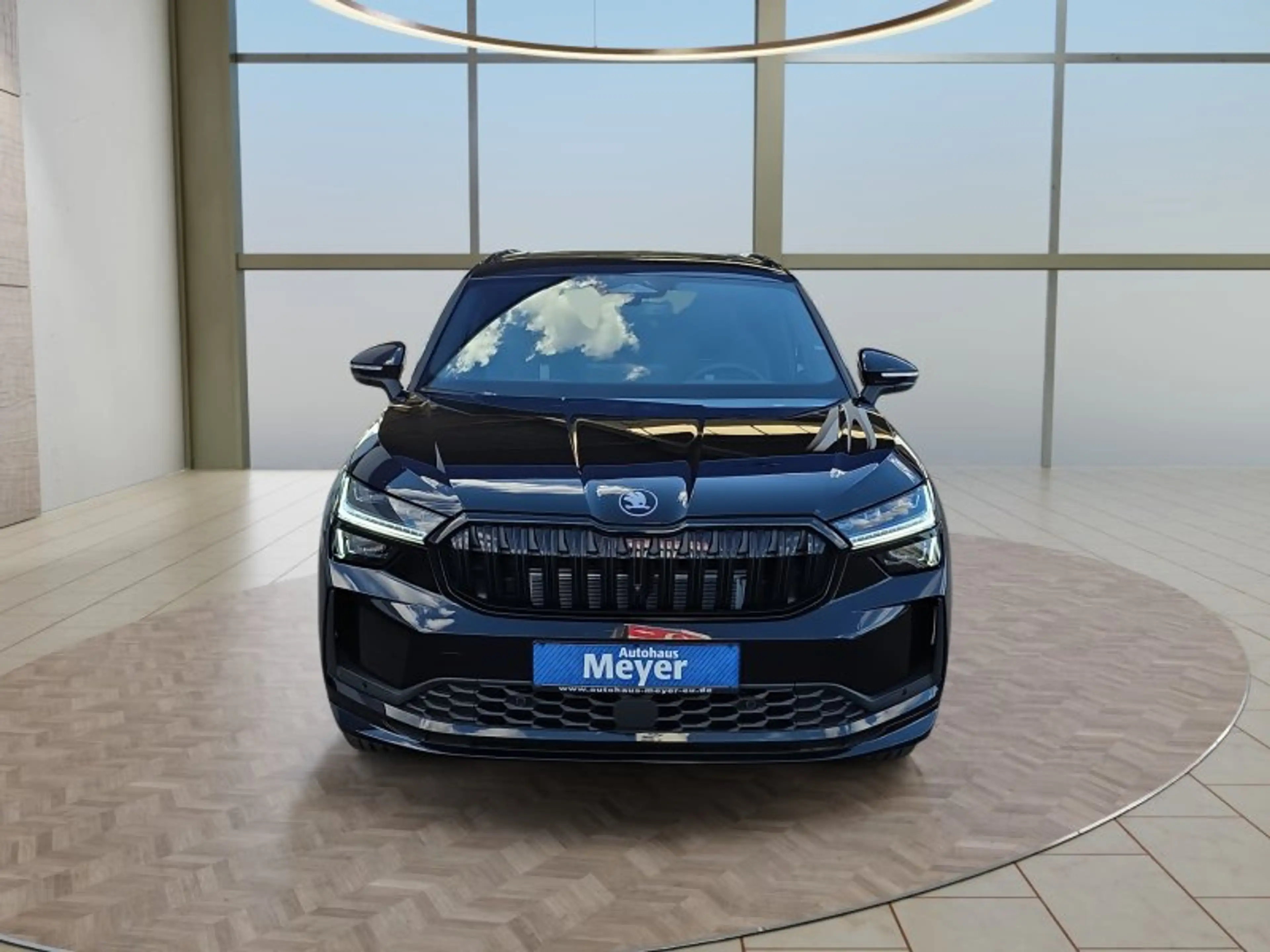 Skoda Kodiaq Sportline 2,0TSI DSG 4x4 aAHK/7-Sitzer/Pano/Matrix — photo 8