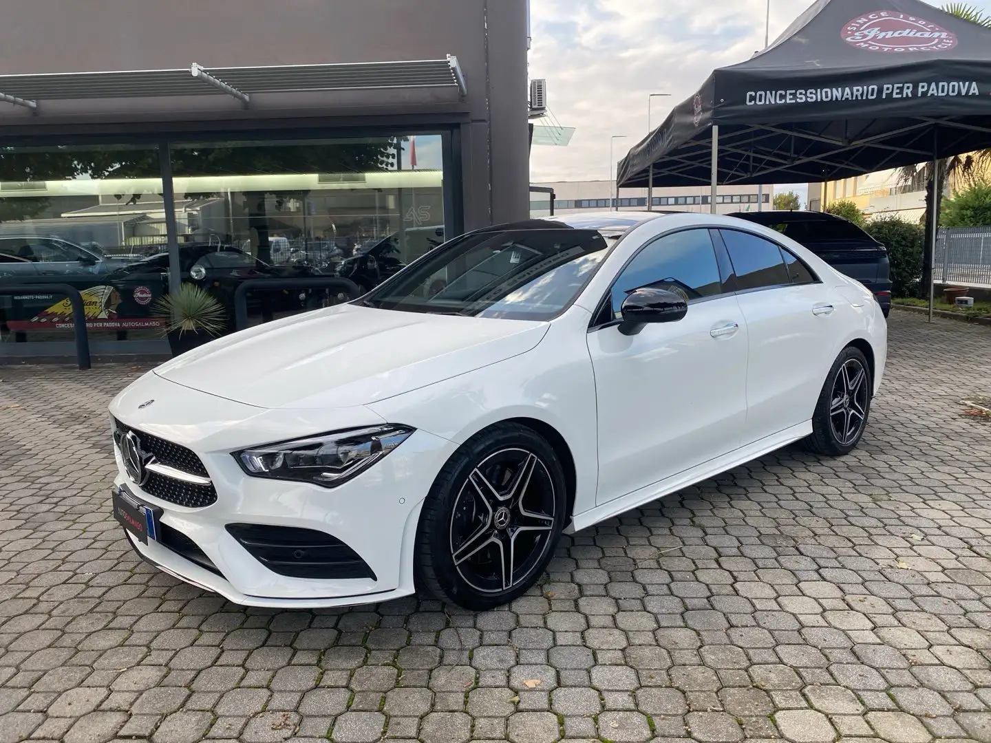 Mercedes-Benz CLA 220 CLA 220 Automatic Premium AMG line Blanc - 1