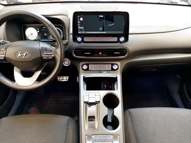 Hyundai Kona view 11