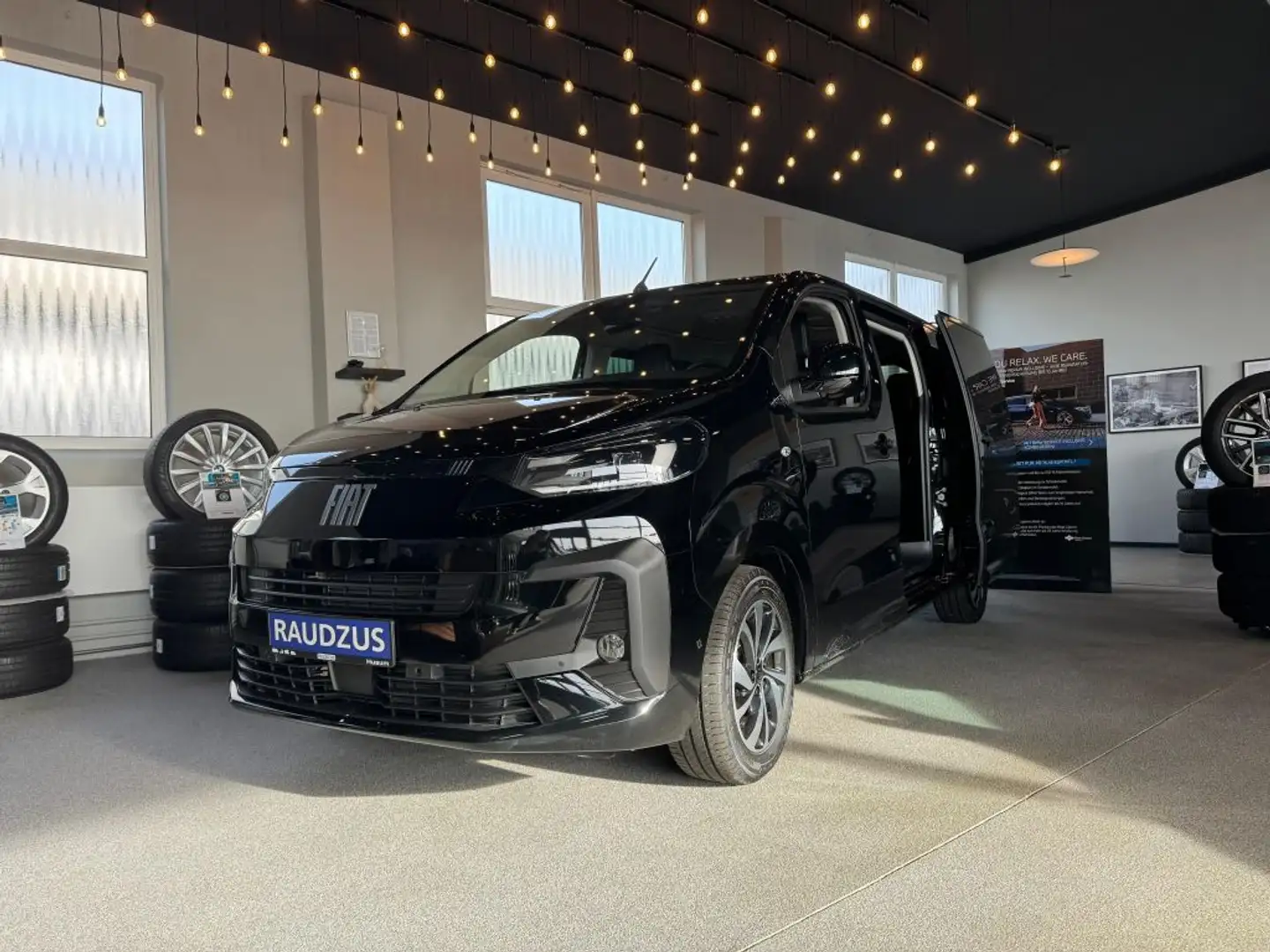 Fiat Ulysse L2 TOP Black - 1