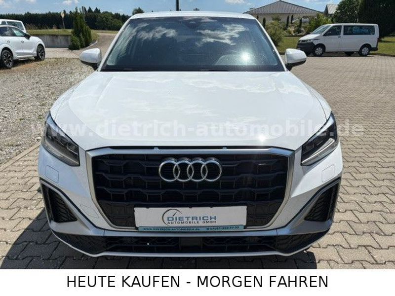 Audi Q2 1,5 TFSI S line DSG PDC SHZ LED ALU NAVi — photo 2