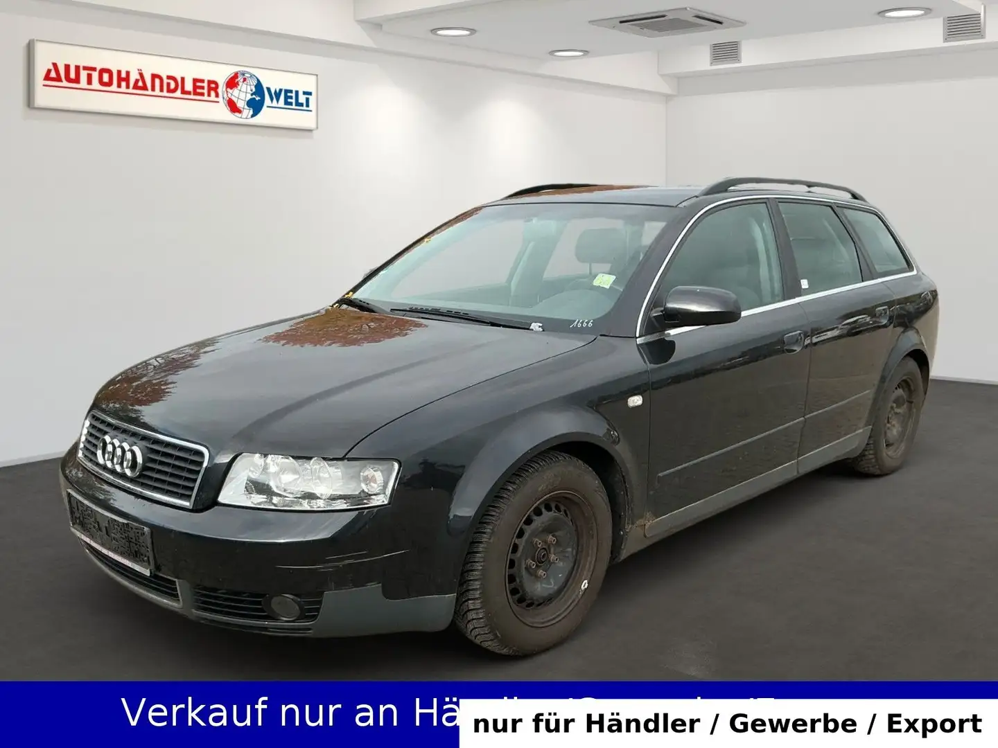 Audi A4 2.0 Avant Zwart - 1