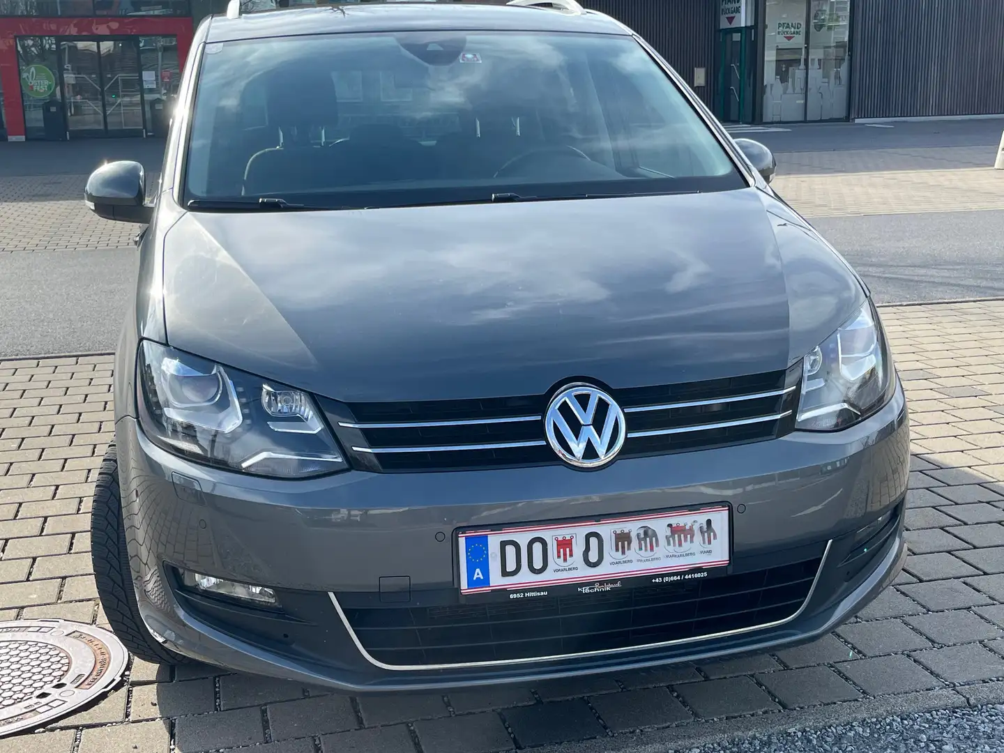 Volkswagen Sharan Sharan Comfortline BMT 2,0 TDI DPF 4Motion Comfortline Grau - 2