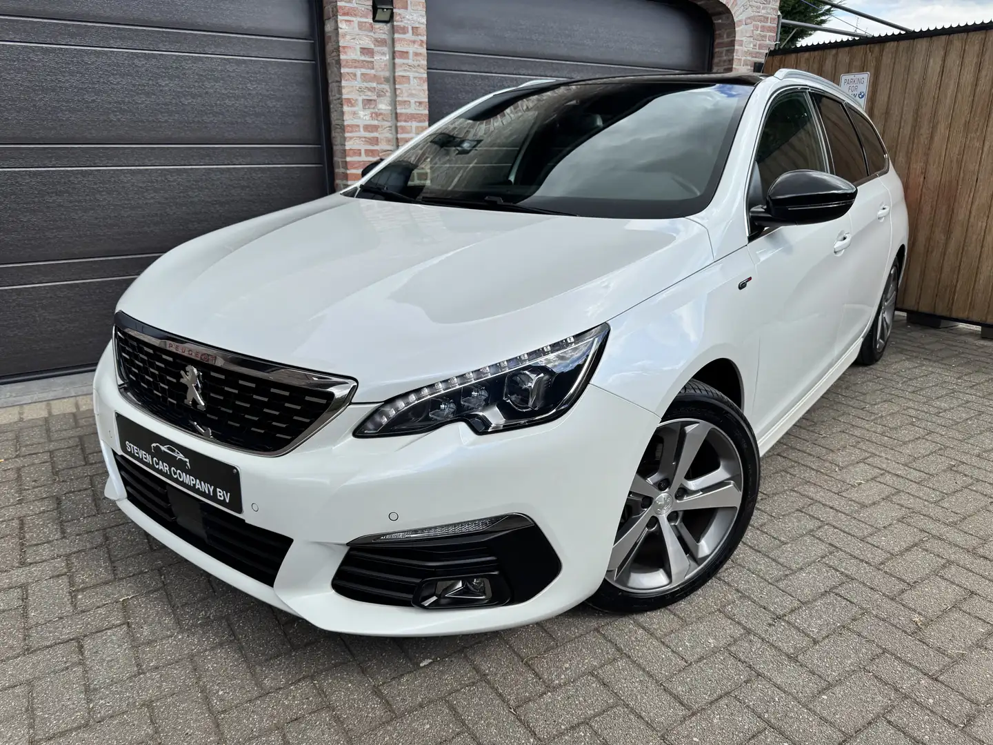 Peugeot 308 | GT LINE | LEDER | NAVI | PANO | CAMERA | PDC | Blanc - 1