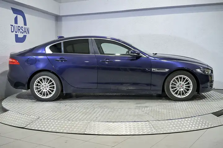 Jaguar XE 2.0 Diesel Prestige 2018, foto 18
