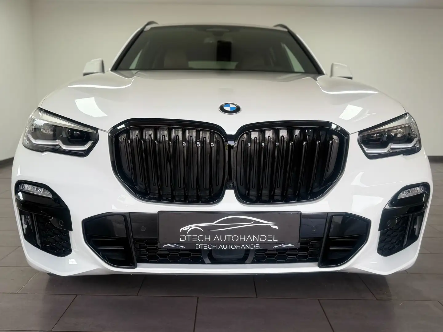 BMW X5 xDrive 30d MSport/ACC/AHK/KEYLESS/STANDHZG/LUFT Weiß - 2
