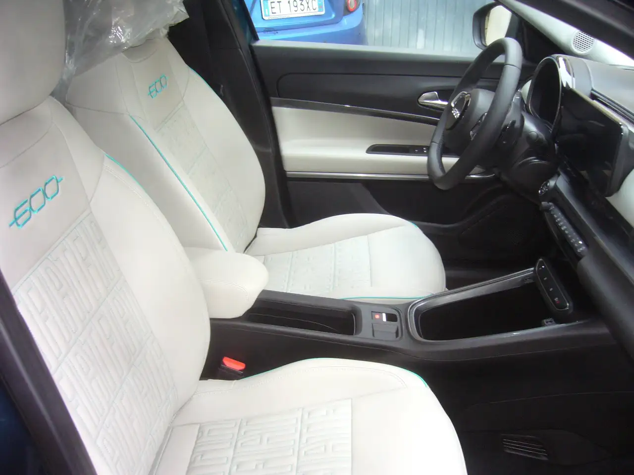 Fiat 600 Hybrid DCT6 MHEV La Prima Aziendale Stellantis, миниатюра 30