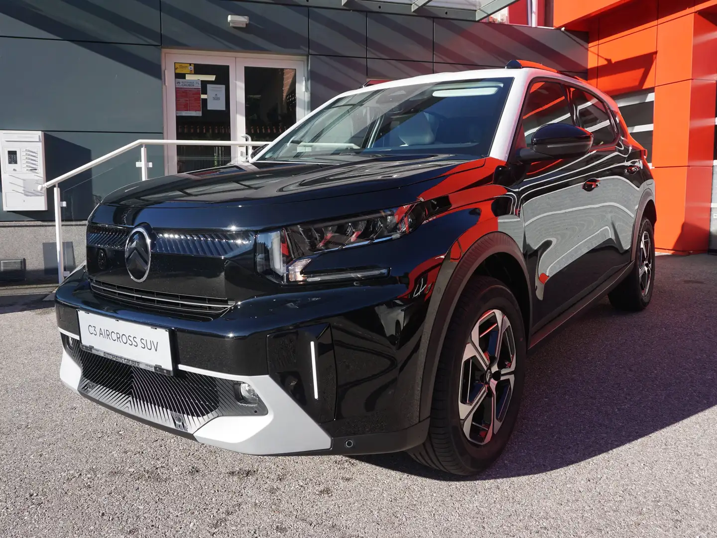 Citroen C3 Aircross Hybrid 145 MAX Schwarz - 1