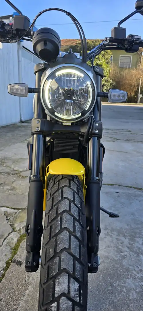 Ducati Scrambler Icon 800 Yellow Giallo - 1