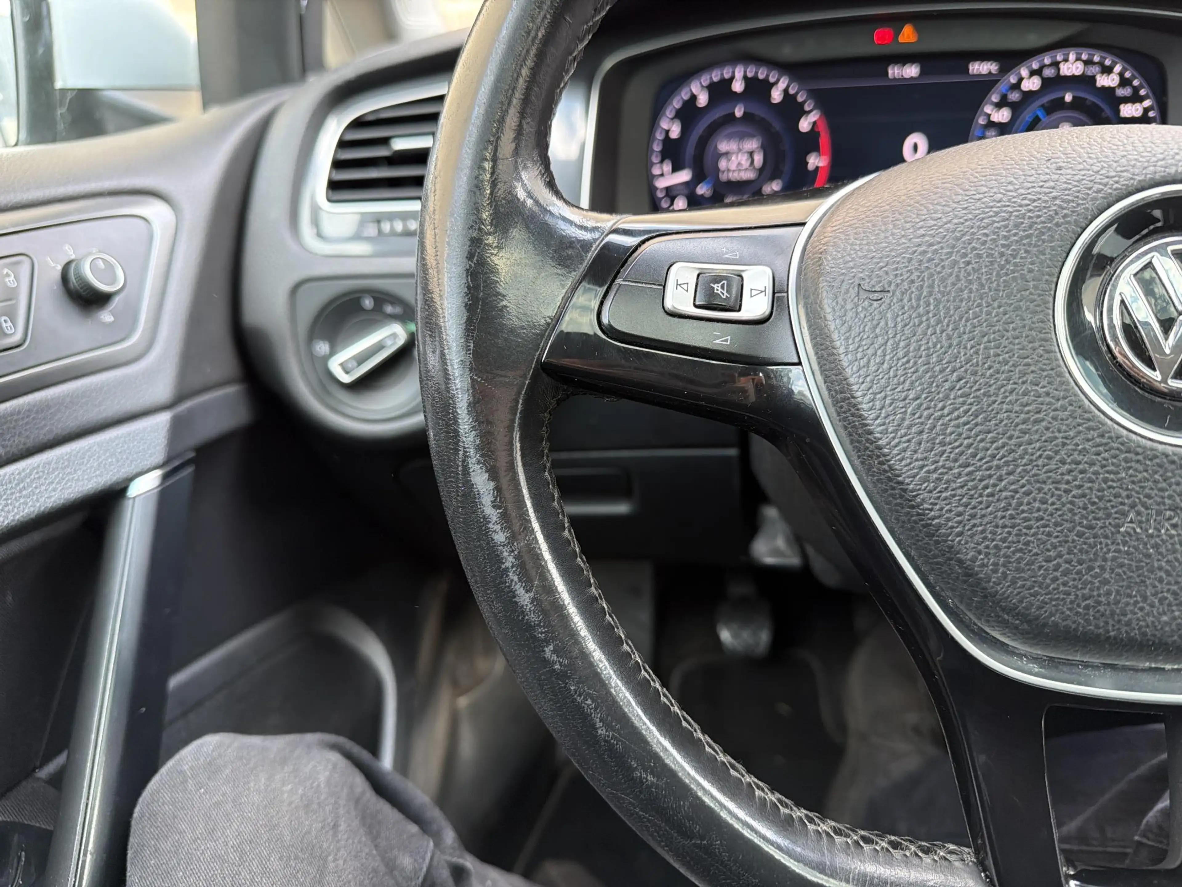 Volkswagen Golf 1.4 TSI Highline | € 5.750,- NETTO! | Pano | Clima — photo 10