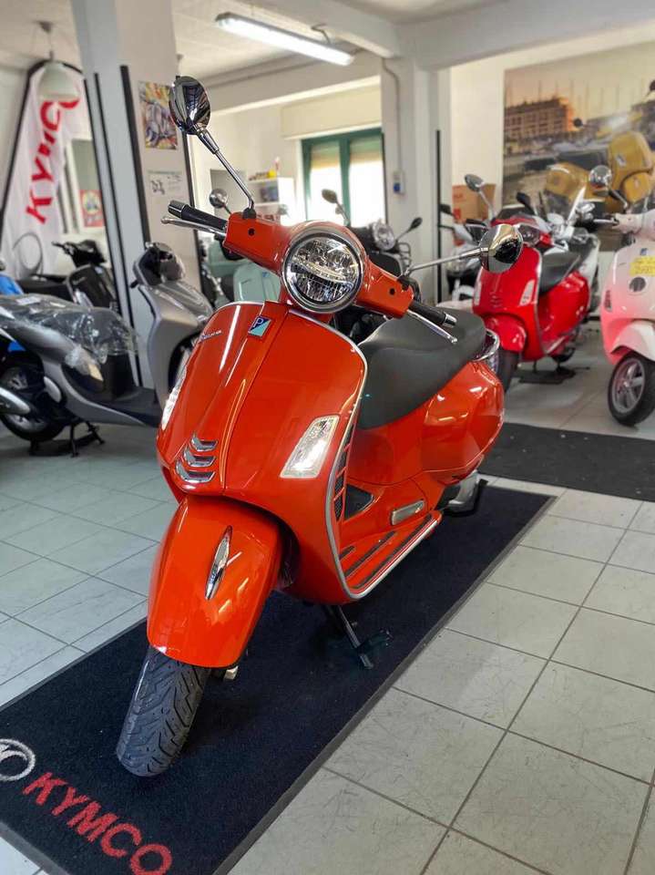 Piaggio Others Vespa GTS 300 Super GTS