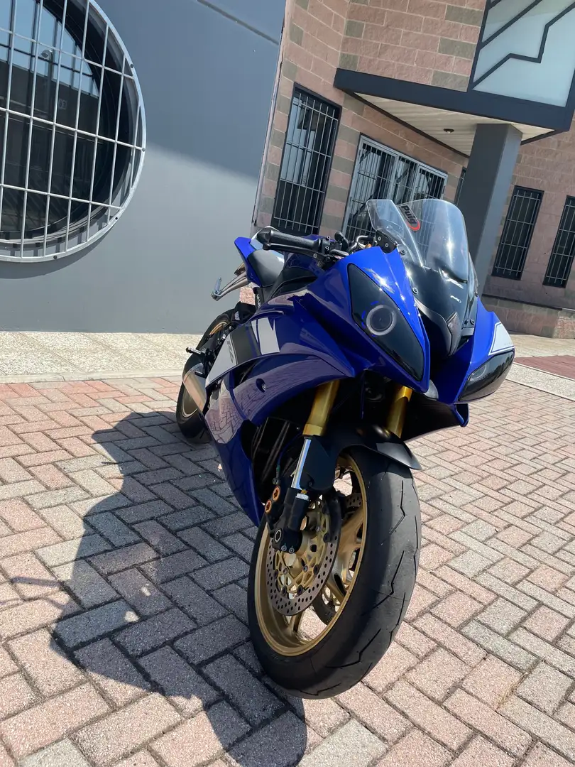 Yamaha YZF 600 r6 - 2