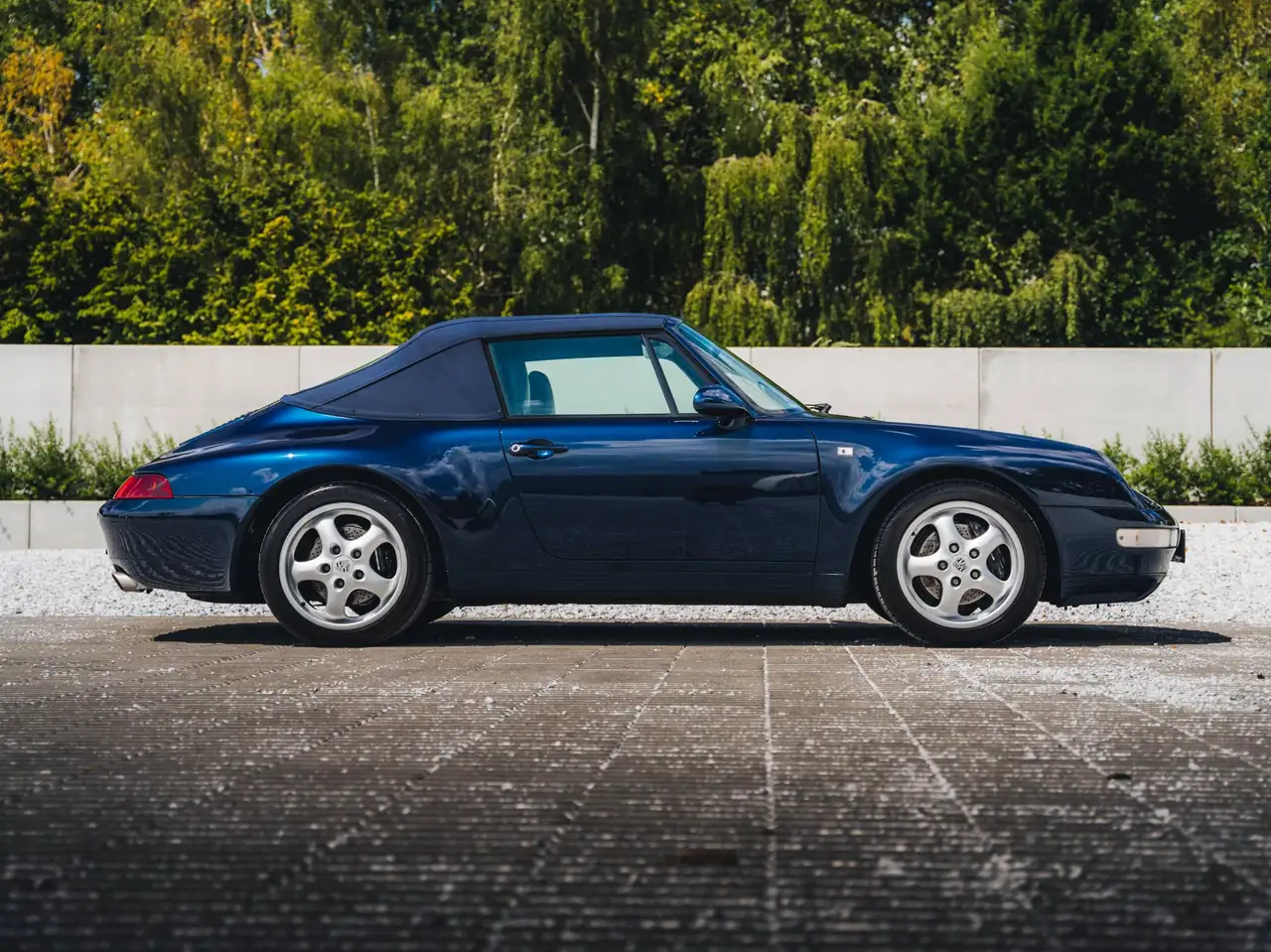 Porsche 993 Carrera 2 Cabrio / VAT Deductible / C00 / Full History / Heated Seats, foto 5