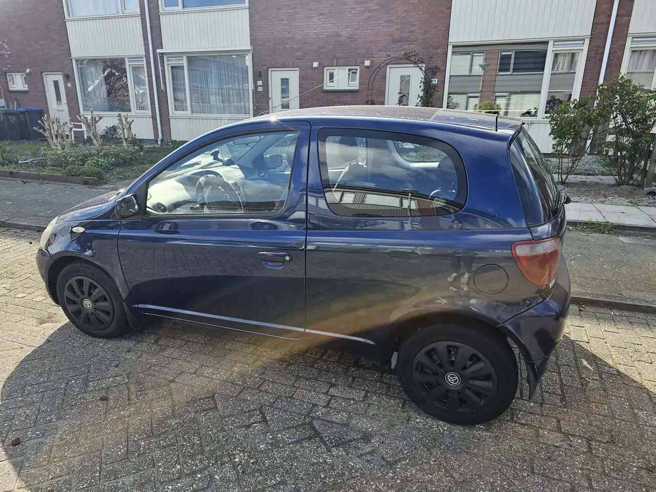 Toyota Yaris 1.3-16V VVT-i Sol, foto 2