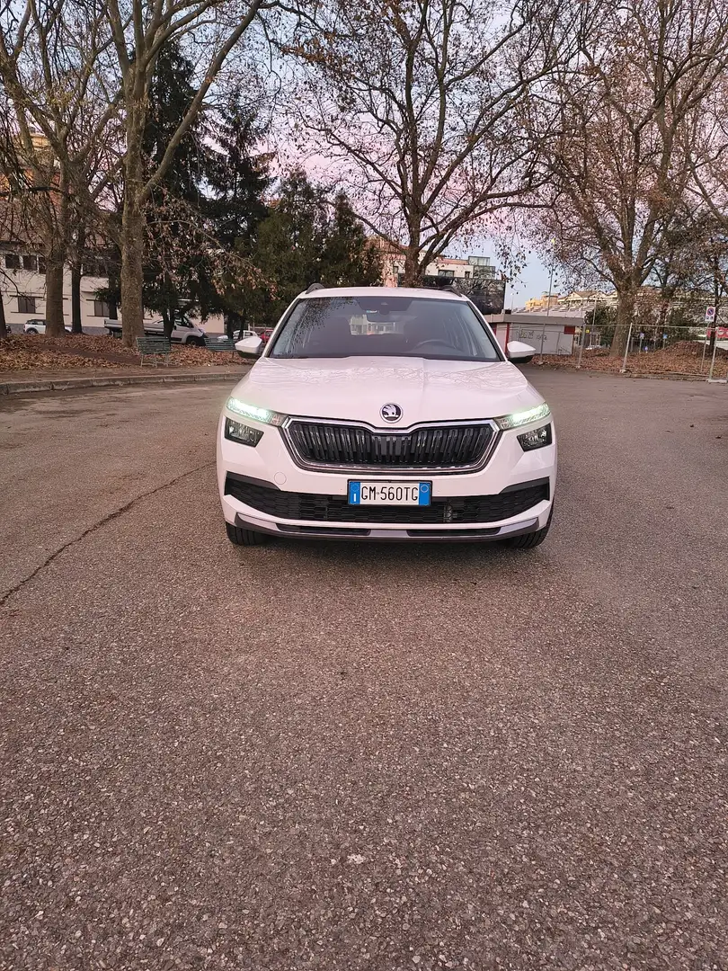 Skoda Kamiq 1.0 g-tec Ambition 90cv - 1