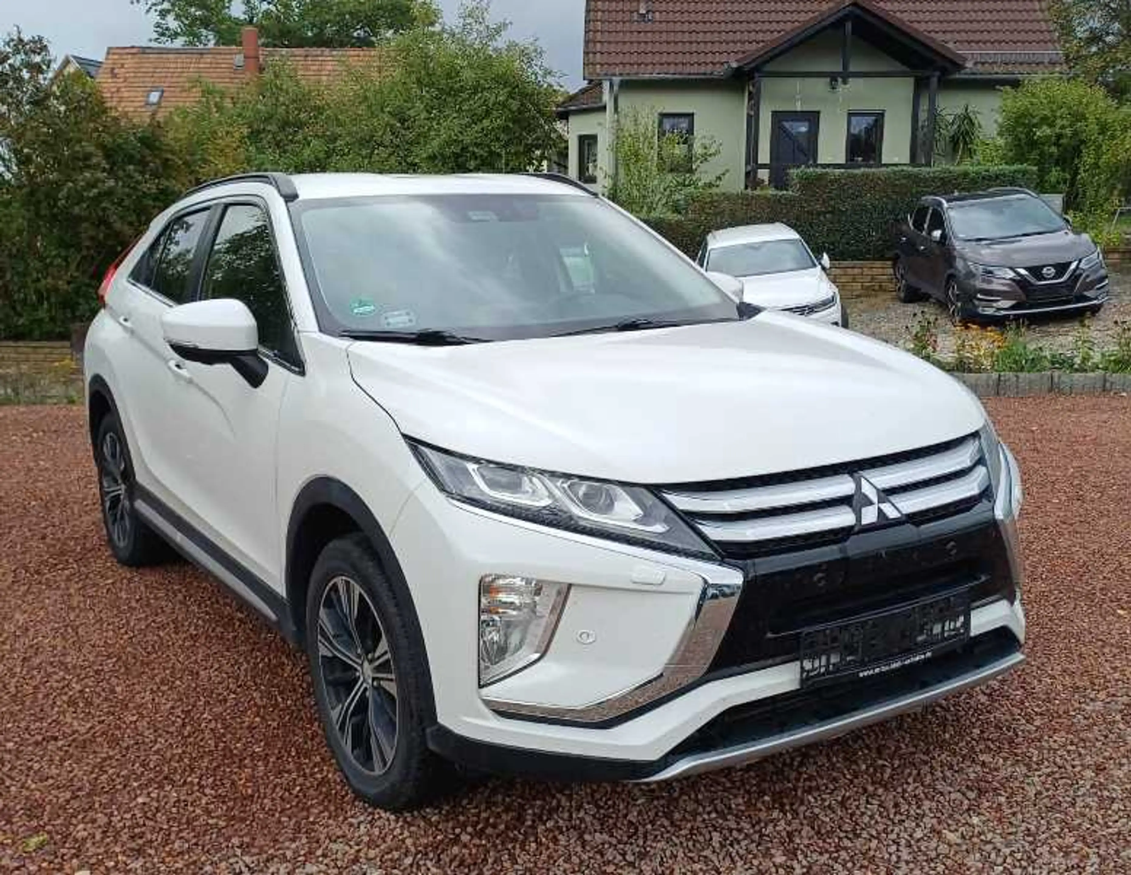 Mitsubishi Eclipse Cross Intro Edition1.5 kein VK an privat — photo 2