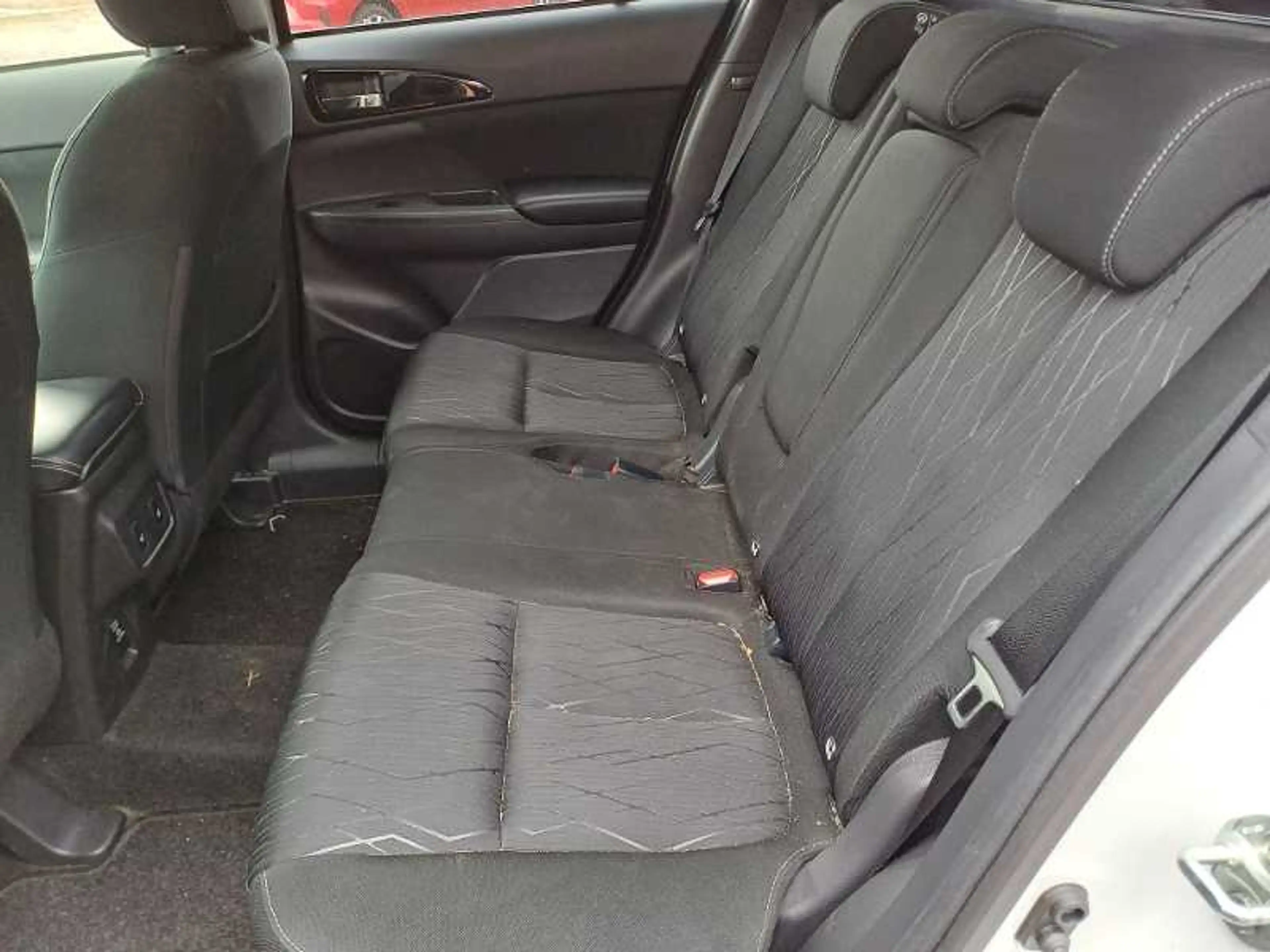 Mitsubishi Eclipse Cross Intro Edition1.5 kein VK an privat — photo 5