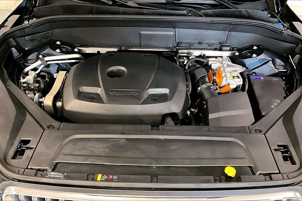 2025 Volvo XC90 ULTRA BRIGHT PHEV - HARMAN KARDON - 21'' WHEELS / thumb 9