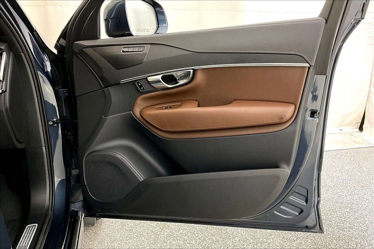 2025 Volvo XC90 ULTRA BRIGHT PHEV - HARMAN KARDON - 21'' WHEELS / thumb 19