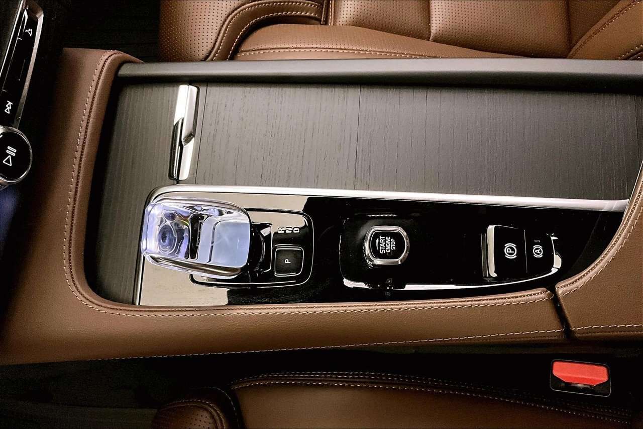 2025 Volvo XC90 ULTRA BRIGHT PHEV - HARMAN KARDON - 21'' WHEELS / thumb 14