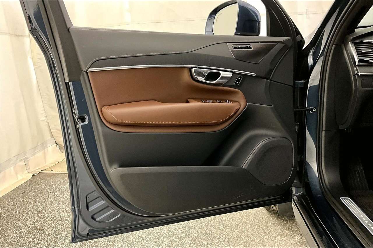 2025 Volvo XC90 ULTRA BRIGHT PHEV - HARMAN KARDON - 21'' WHEELS / thumb 18