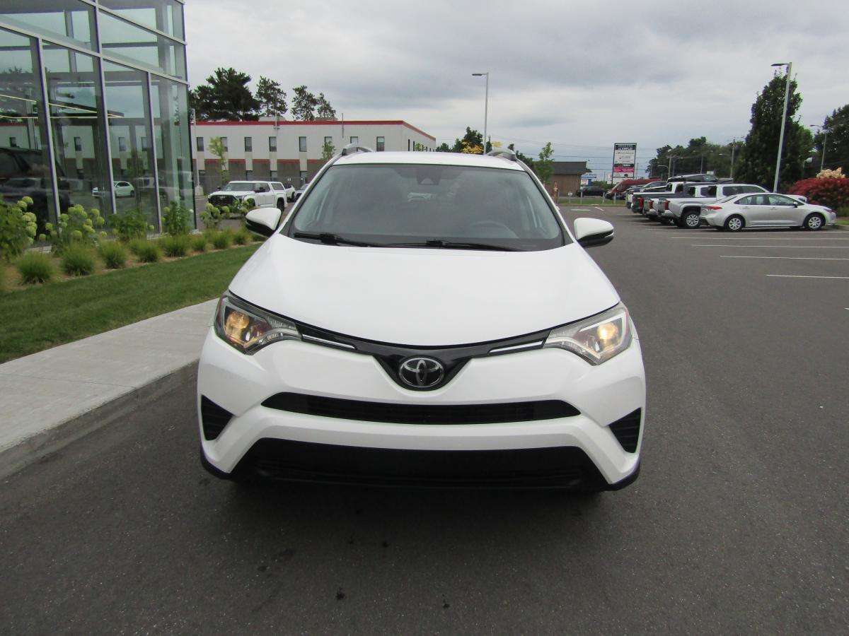2018 Toyota RAV4 LE TI — снимка 1