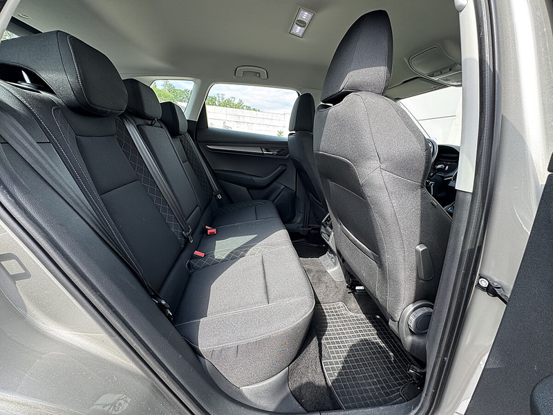 Skoda Karoq 1,6 TDI Ambition Limited|VIRTUAL-COCKPIT|LED|ST... — photo 11