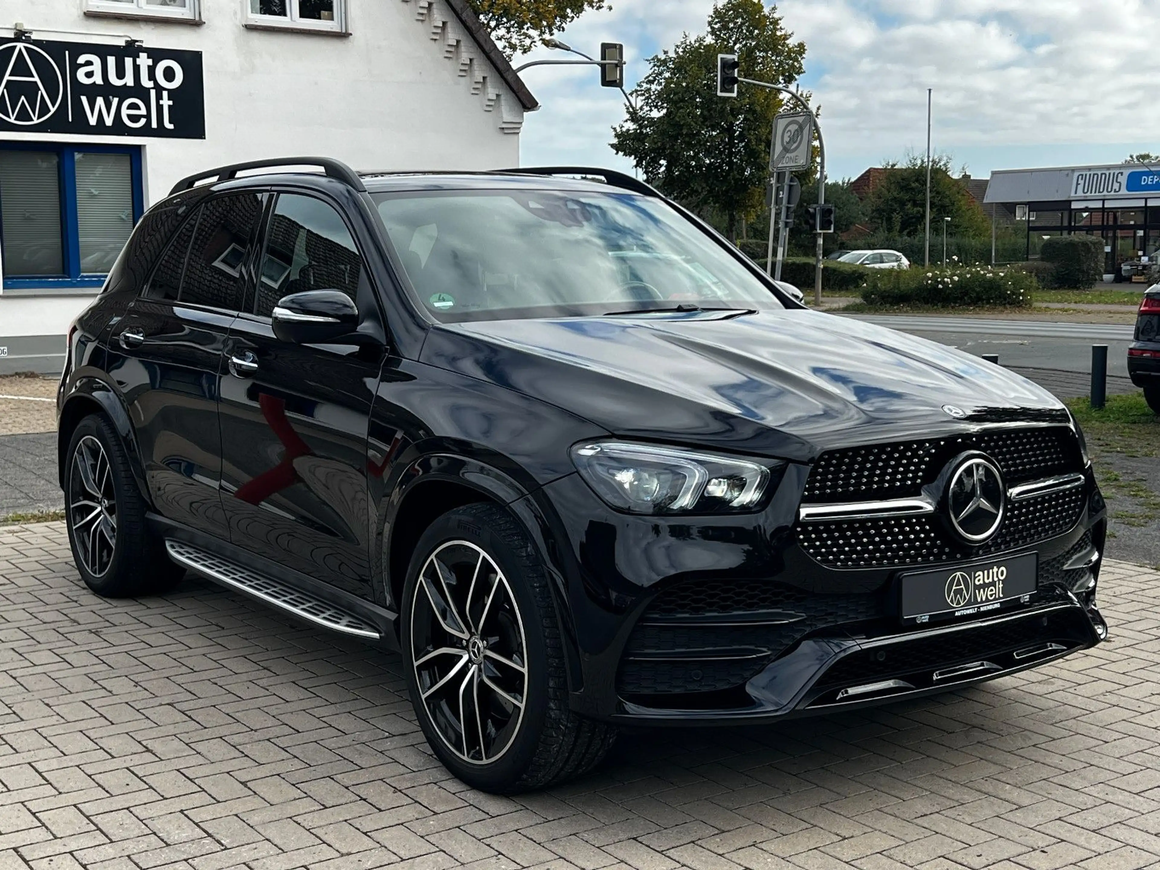 Mercedes-Benz GLE 580 4Matic AMG, Pano, 360°, Scheckheft, ACC — photo 7