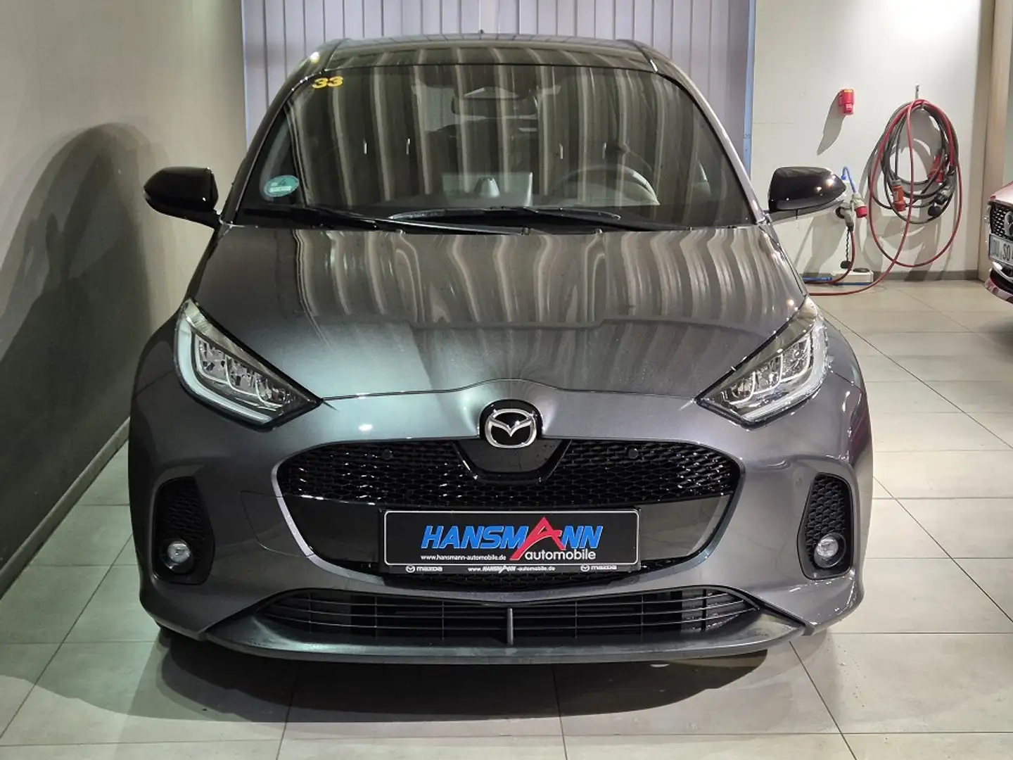 Mazda 2 Hybrid HOMURA PLUS 1.5L VVT-i 116 PS e-CVT FWD Grau - 2