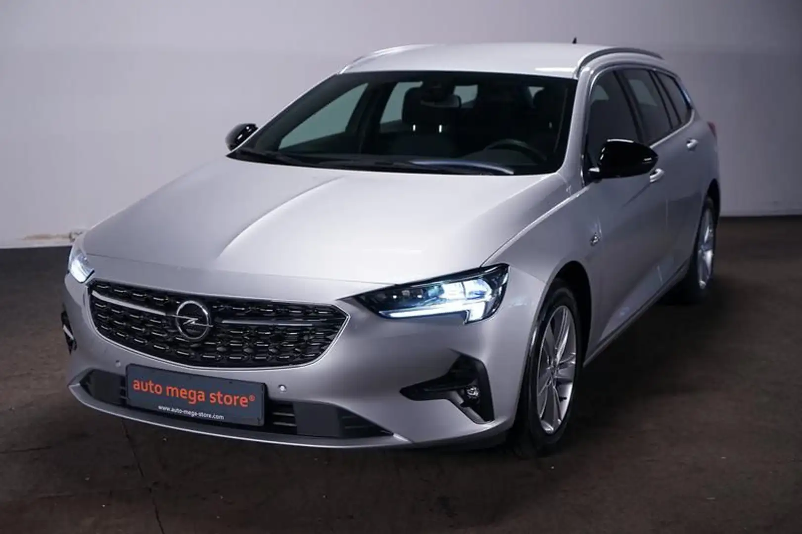 Opel Insignia 1.5 Sports Tourer Business Aut.*Winter Silber - 1