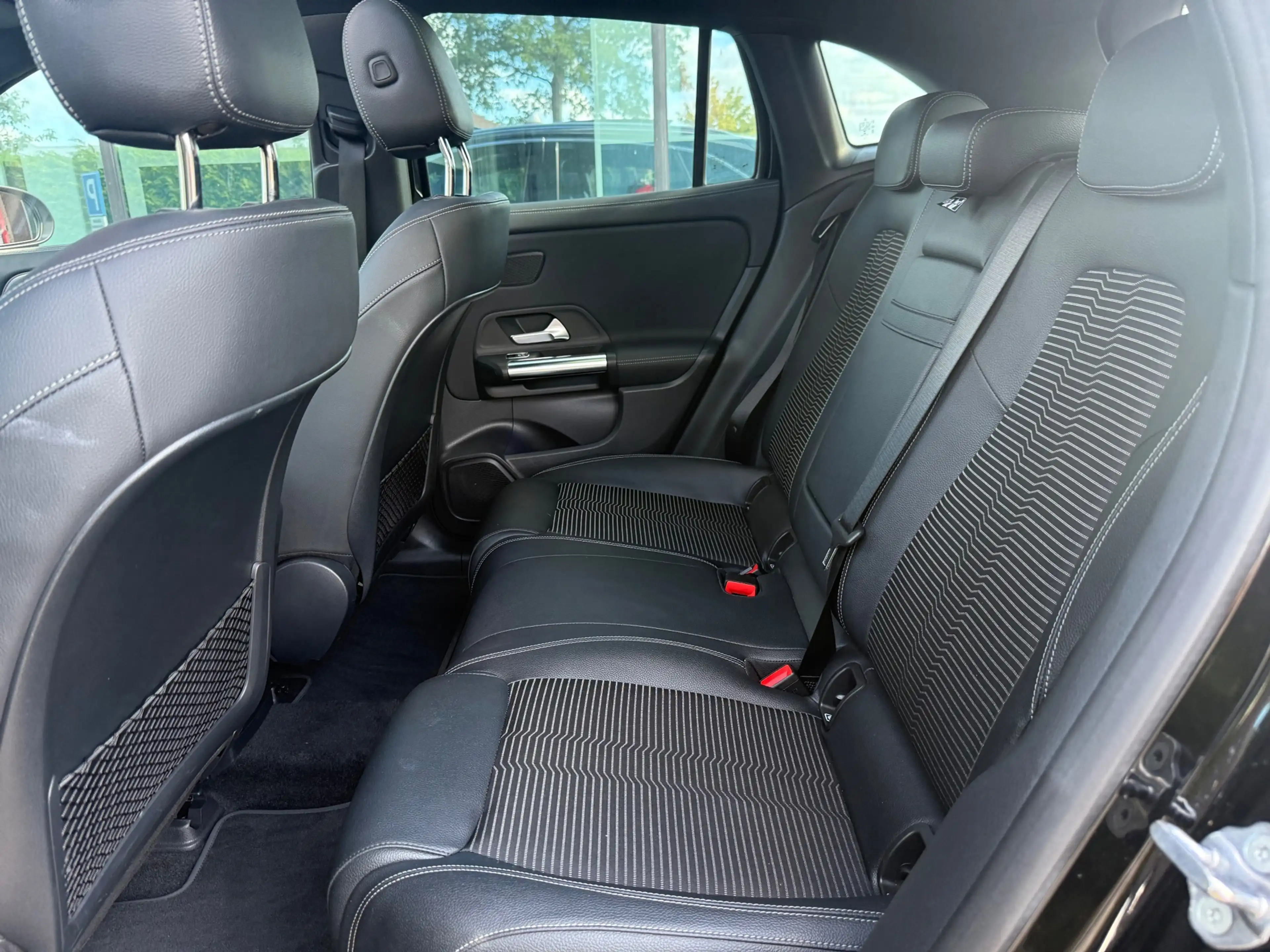 Mercedes-Benz EQA 250 Business Solution Luxury 67 kWh - Automaat - Pano/ — photo 23
