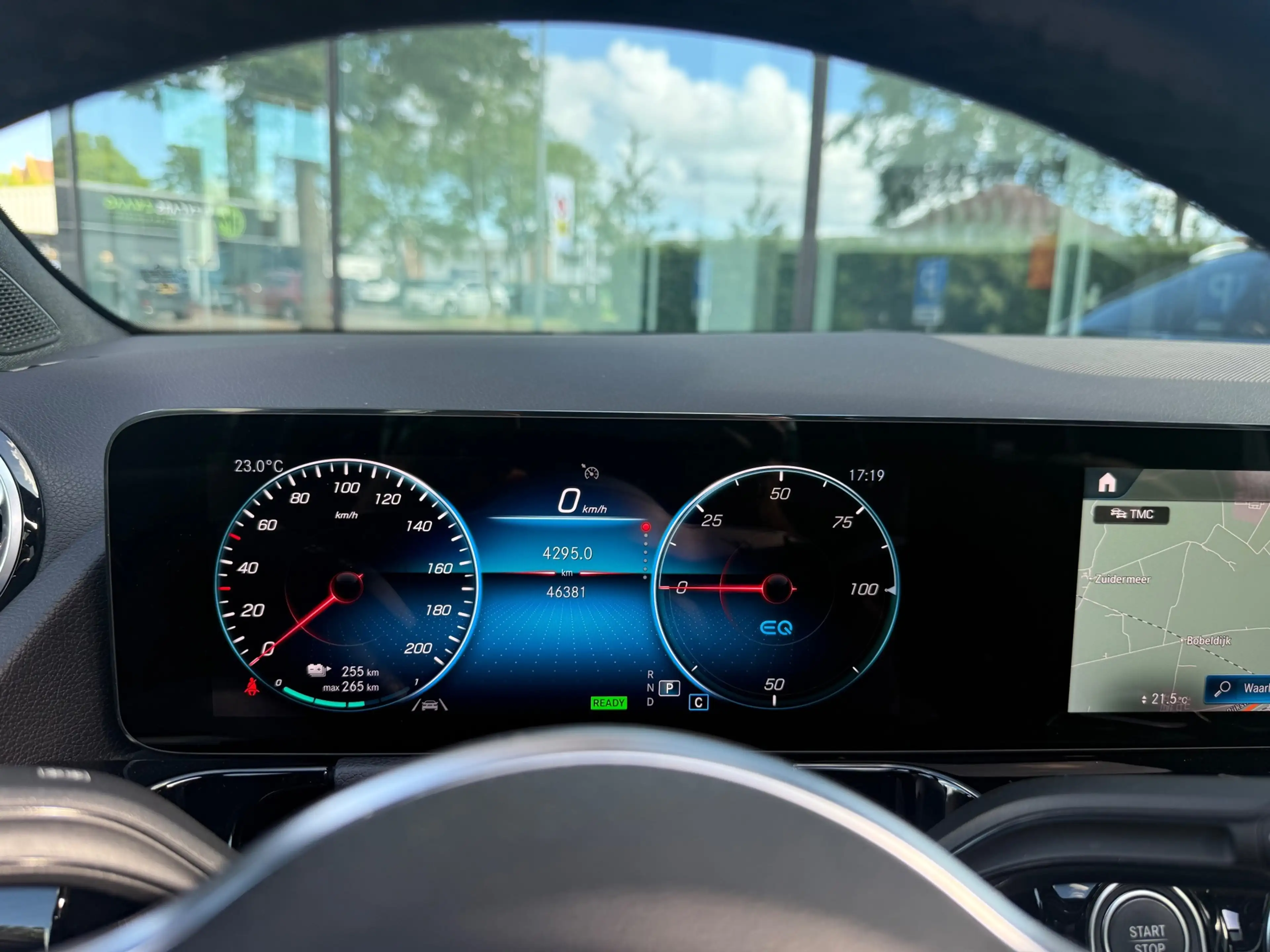 Mercedes-Benz EQA 250 Business Solution Luxury 67 kWh - Automaat - Pano/ — photo 14