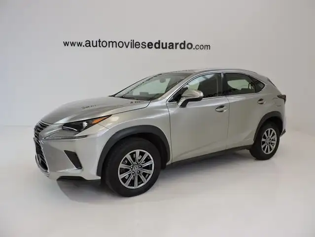 Lexus NX 300h Business Line 5d