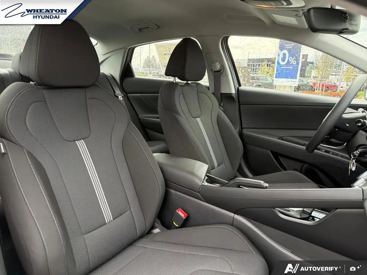 Hyundai ELANTRA снимка Hyundai ELANTRA