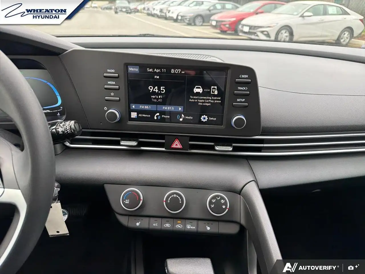 Hyundai ELANTRA снимка Hyundai ELANTRA
