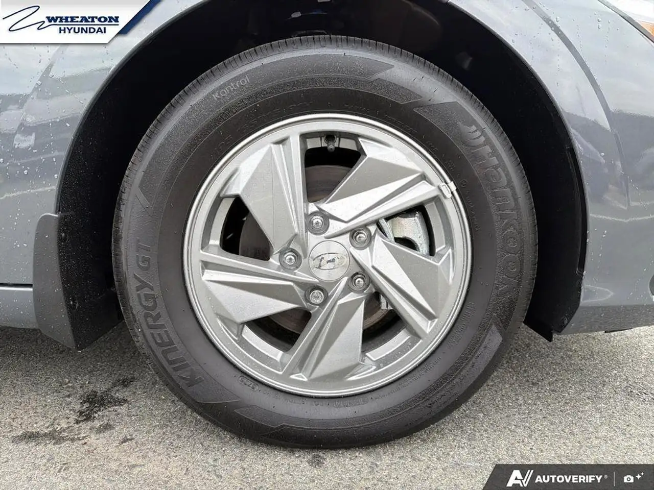 Hyundai ELANTRA снимка Hyundai ELANTRA
