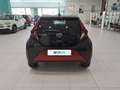Toyota Aygo X 1.0B (72 CV) Trend S-CVT Roşu - thumbnail 4