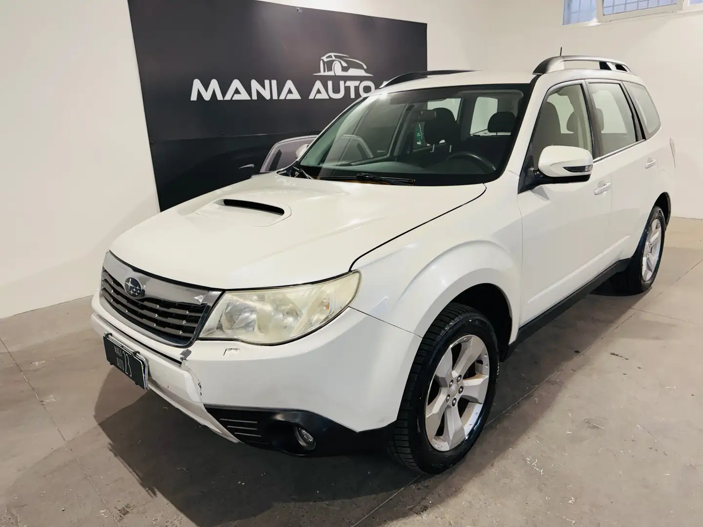 Subaru Forester Forester 2.0d X 6mt*FULL*RETROCAMERA*NAVIGATORE* Alb - 1