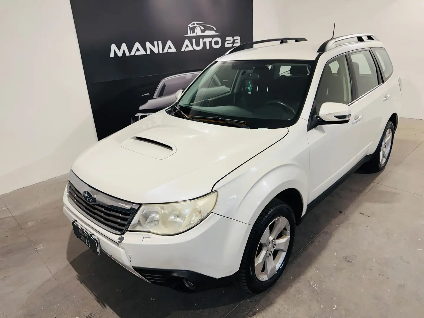 Subaru Forester Forester 2.0d X 6mt*FULL*RETROCAMERA*NAVIGATORE* Alb - 2