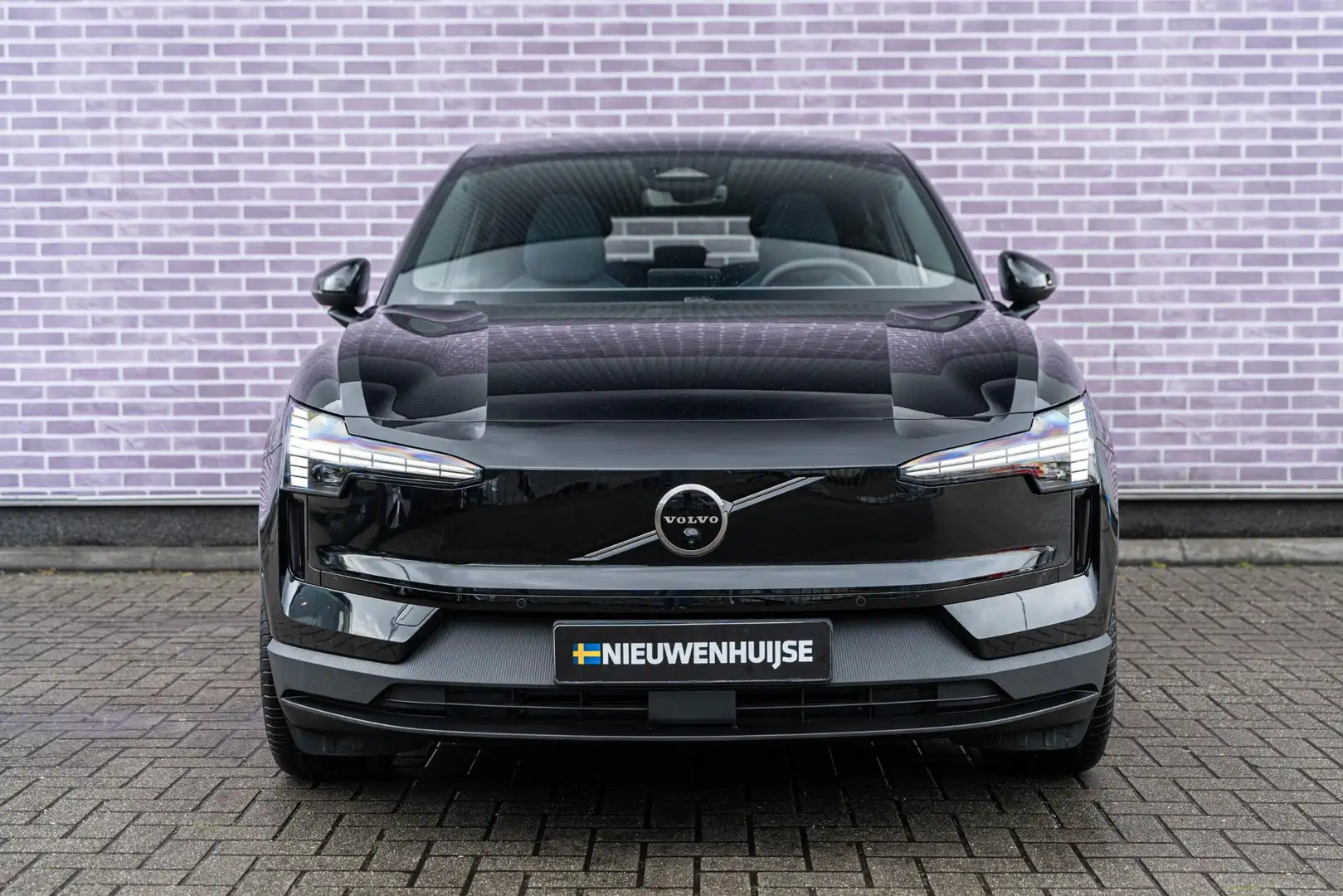 Volvo EX30 Twin Motor Performance Ultra AWD | Stoel-/stuurver Zwart - 2