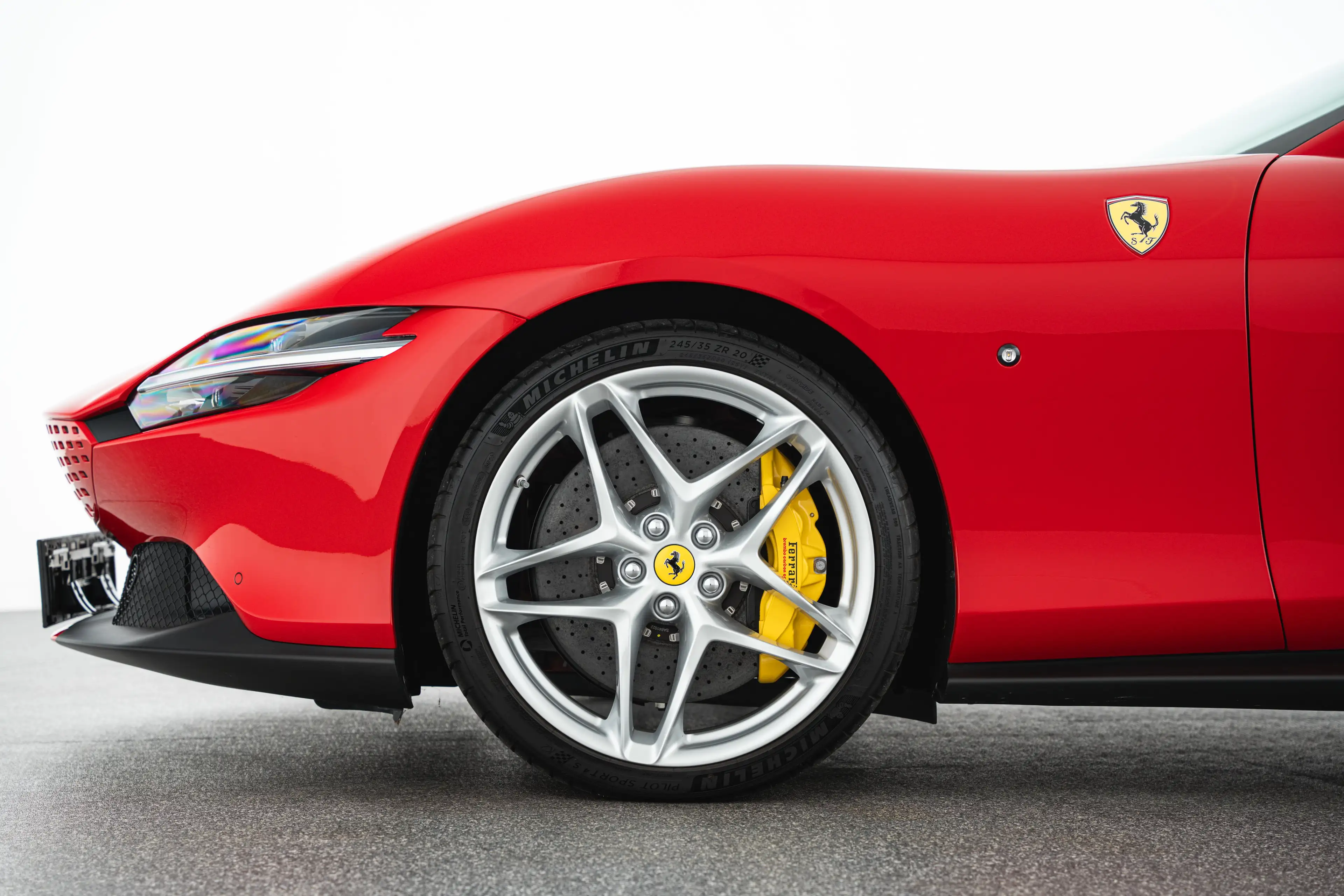 Ferrari Roma Roma Spider — photo 9
