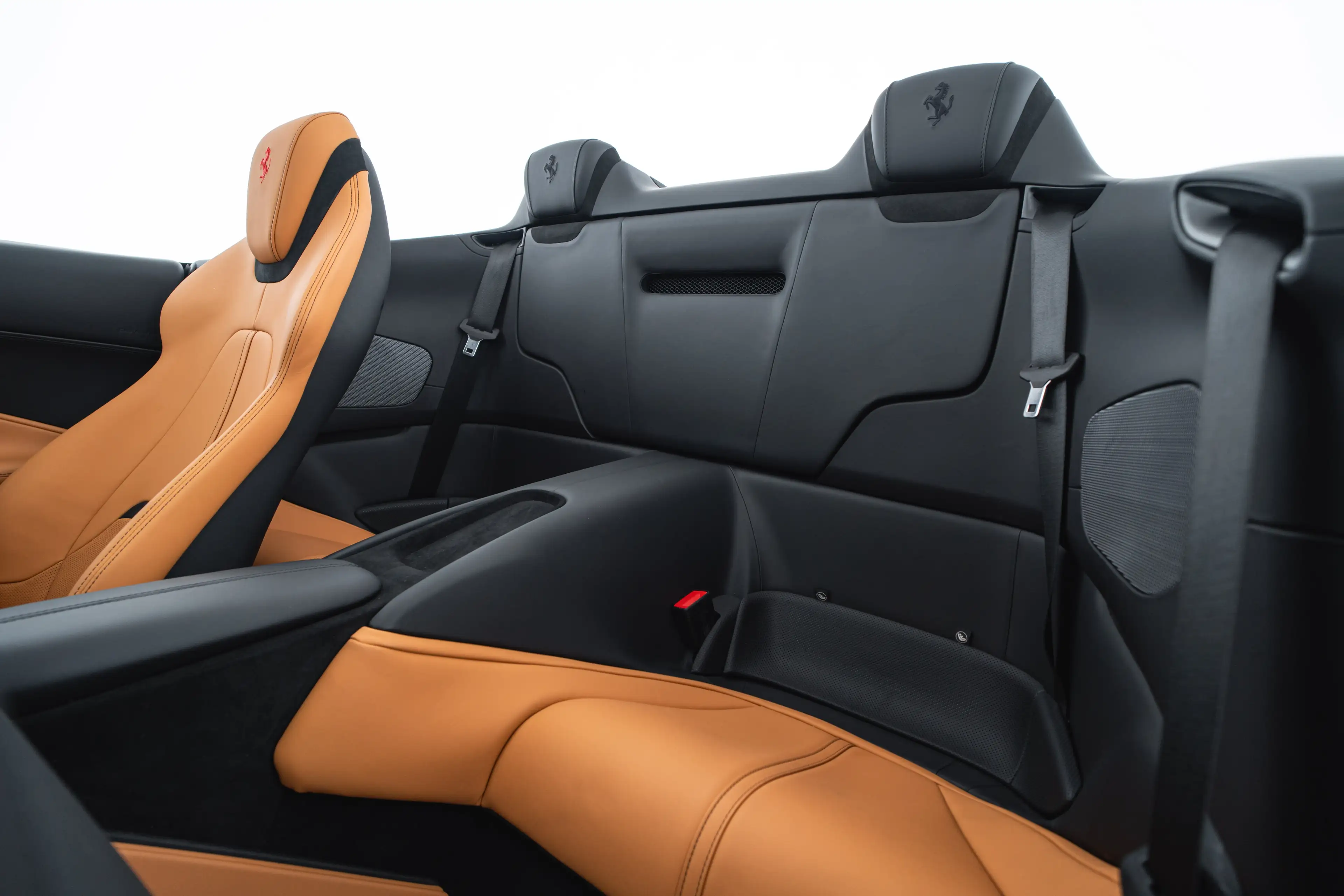 Ferrari Roma Roma Spider — photo 14