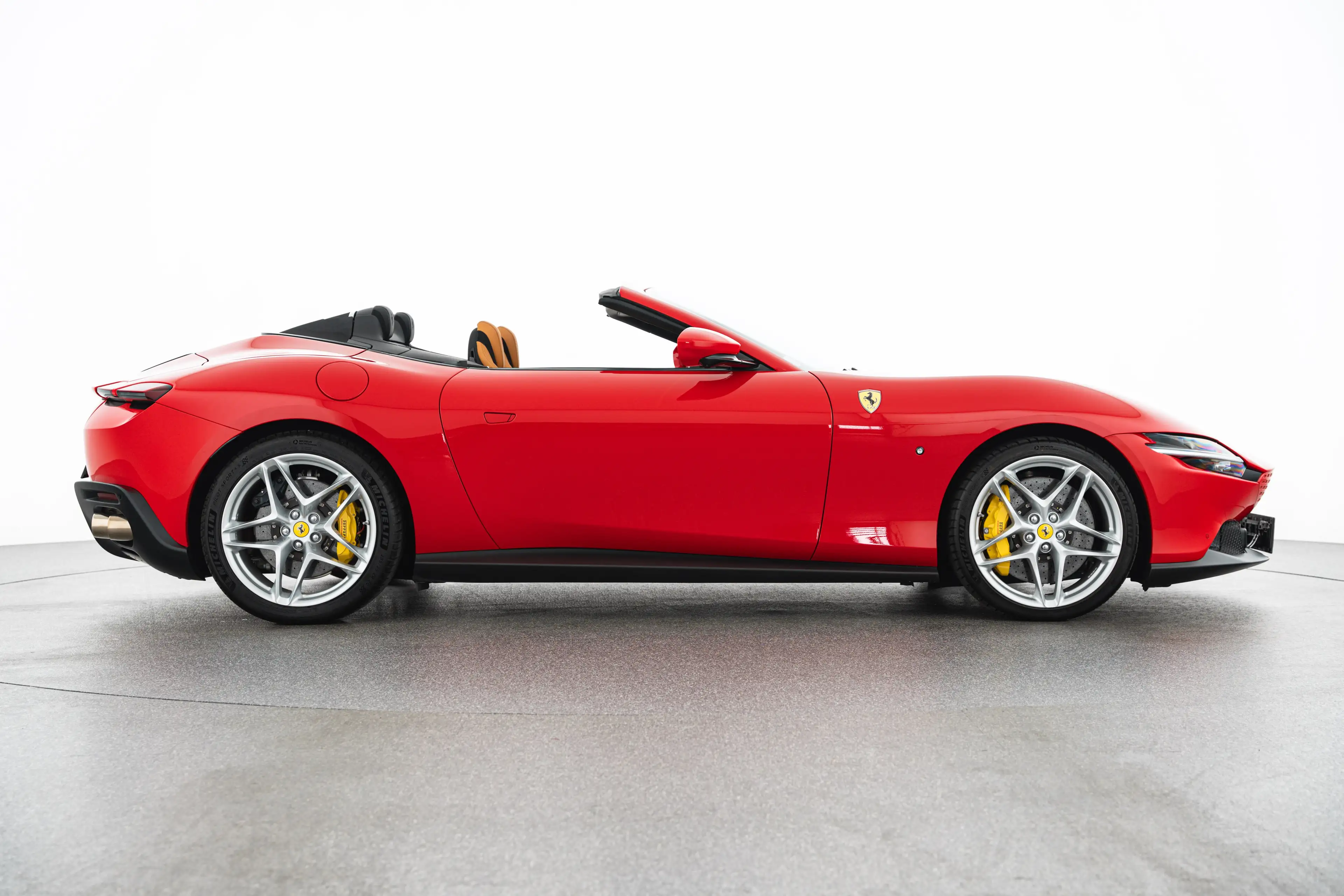 Ferrari Roma Roma Spider — photo 4
