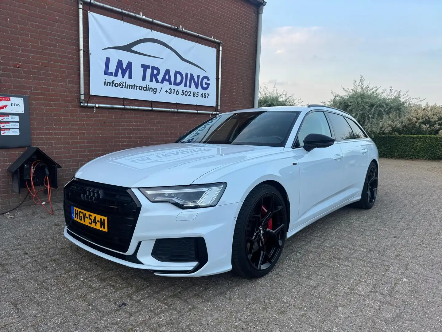 Audi A6 Avant 55 TFSI e quattro Competition 21inch DEALER Bianco - 2