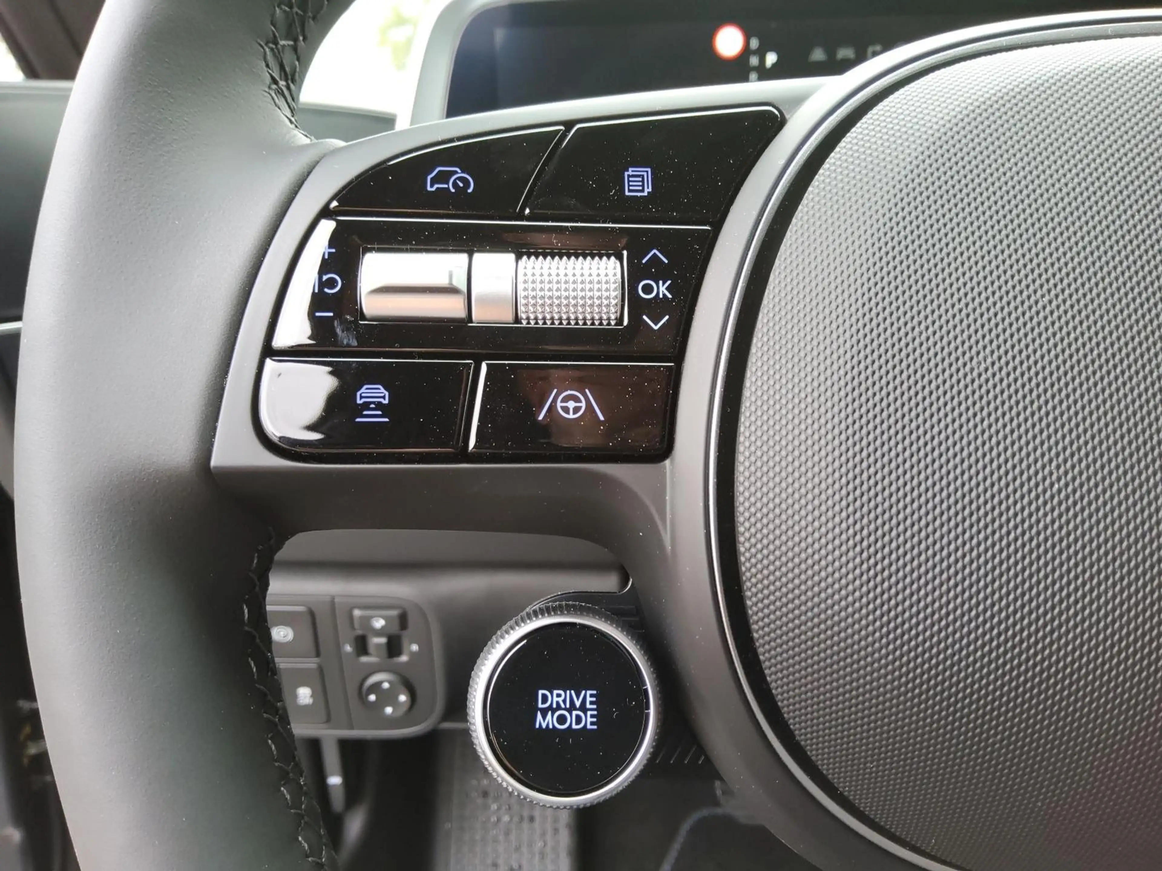Hyundai IONIQ 6 77,4 kWh DYNAMIQ WÄRMEPUMPE/TOTWINKELWARNER — photo 5