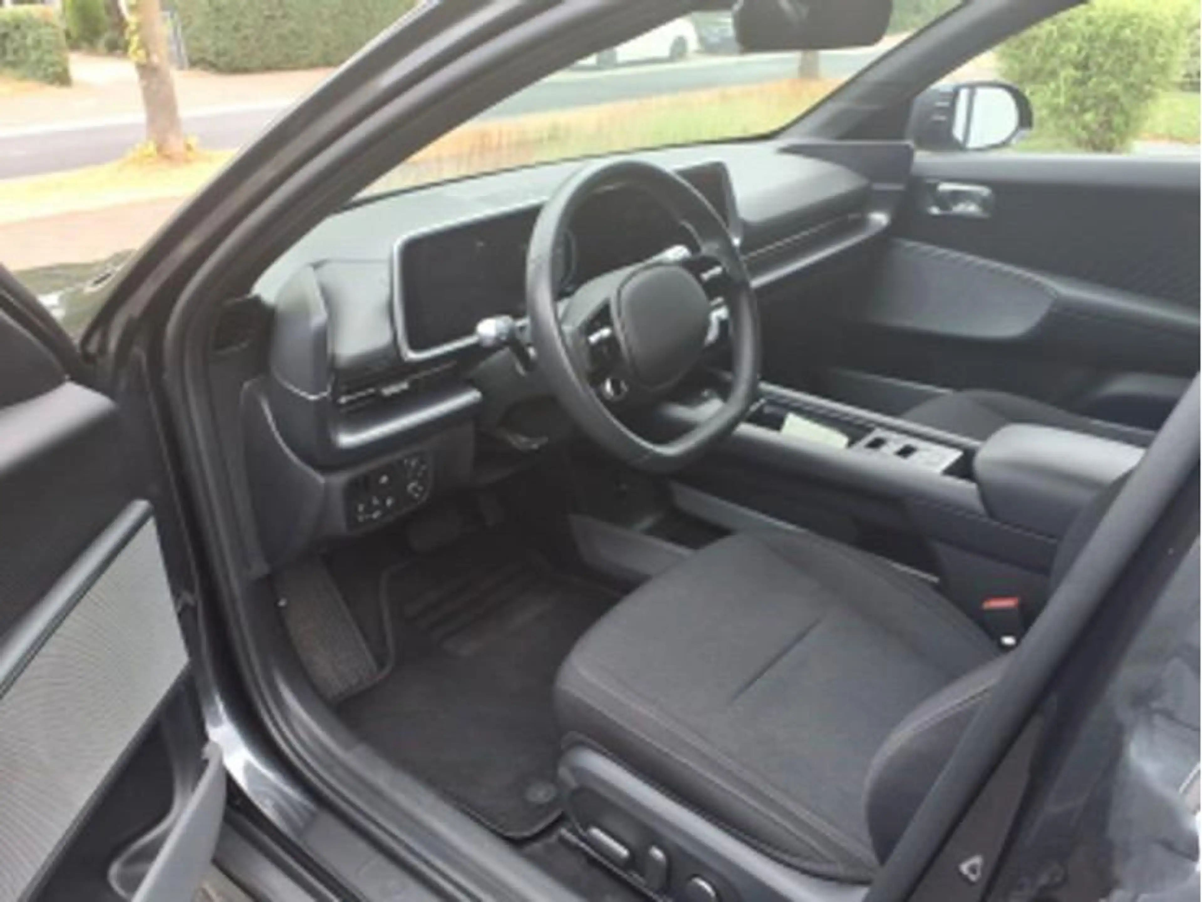 Hyundai IONIQ 6 77,4 kWh DYNAMIQ WÄRMEPUMPE/TOTWINKELWARNER — photo 9