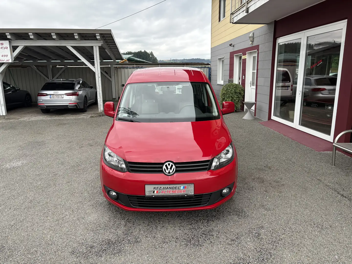 Volkswagen Caddy Kombi Trendline 1,2 TSI 2x-SCHIEBETÜR|1.BESITZ Rosso - 2
