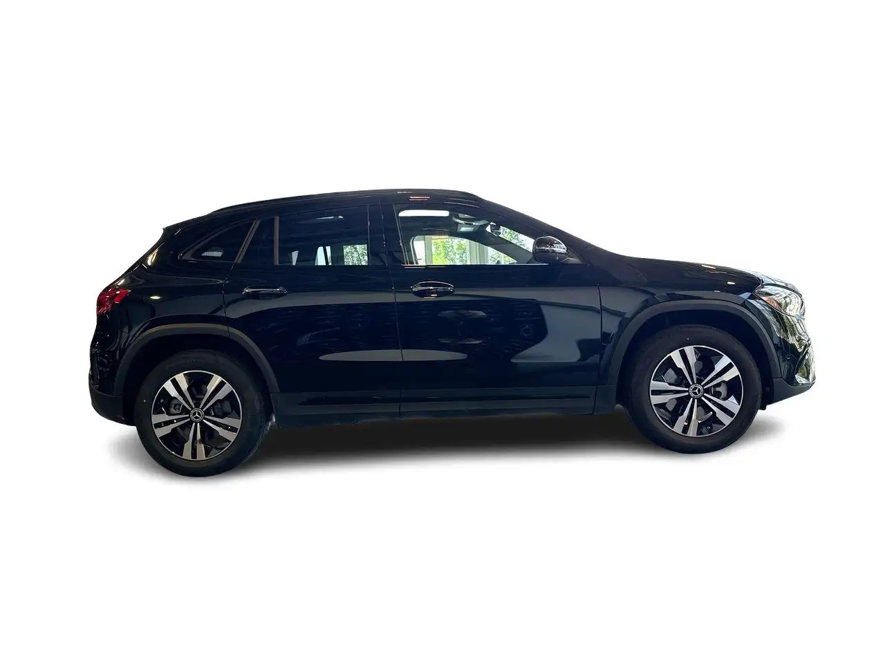 Mercedes-Benz GLA снимка Mercedes-Benz GLA