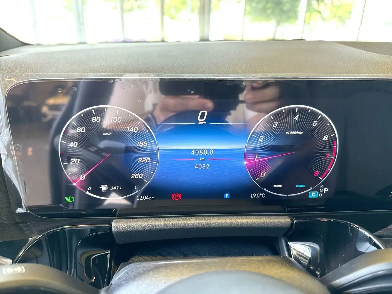 Mercedes-Benz GLA снимка Mercedes-Benz GLA