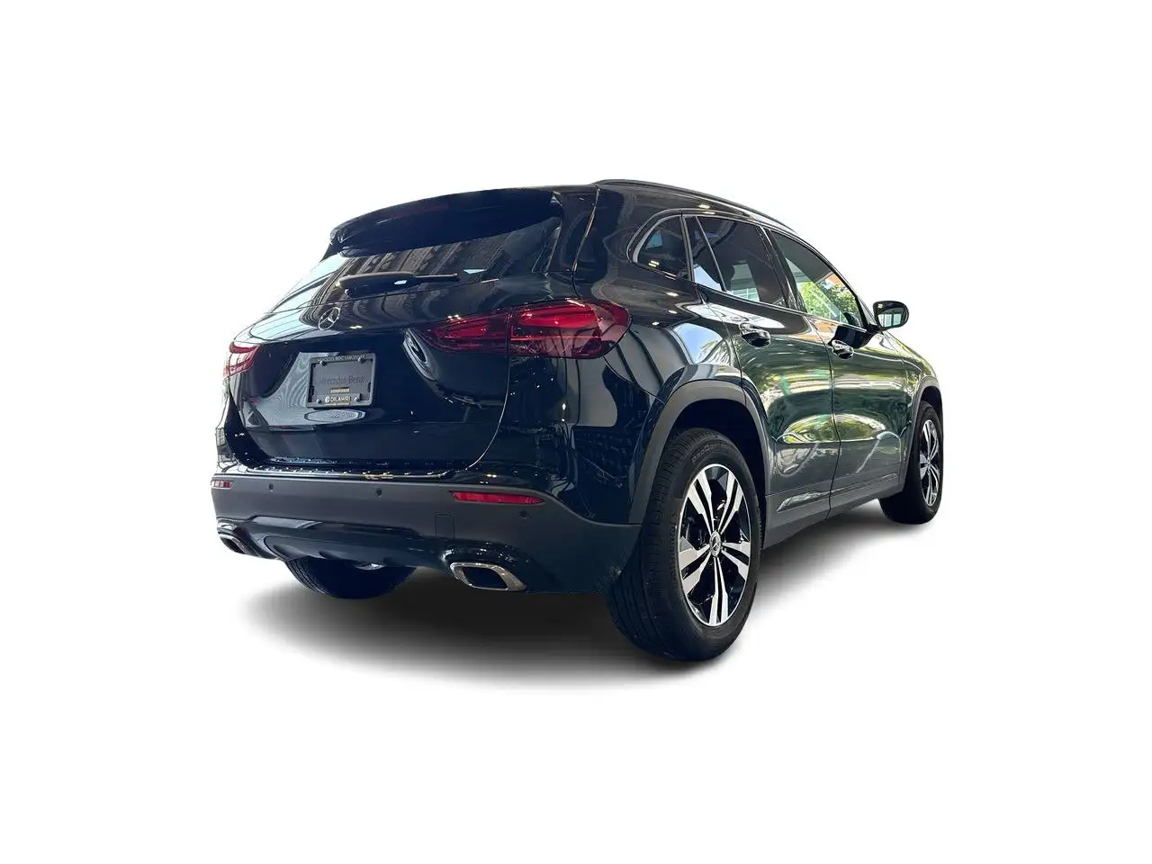 Mercedes-Benz GLA снимка Mercedes-Benz GLA